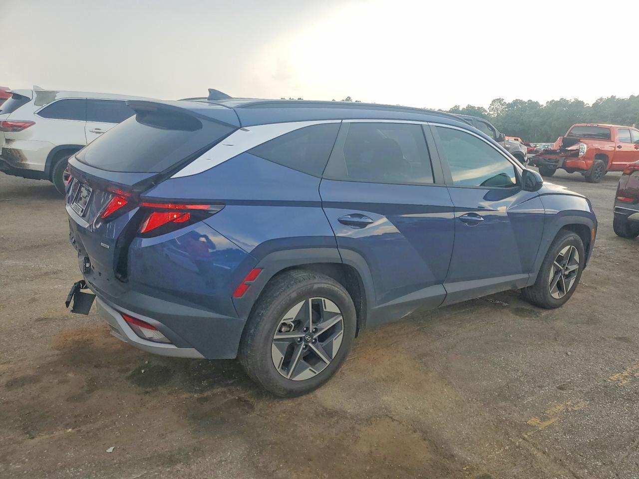 2025 HYUNDAI TUCSON — фото 3