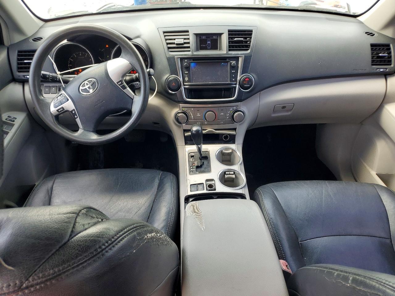 2013 TOYOTA HIGHLANDER — фото 8