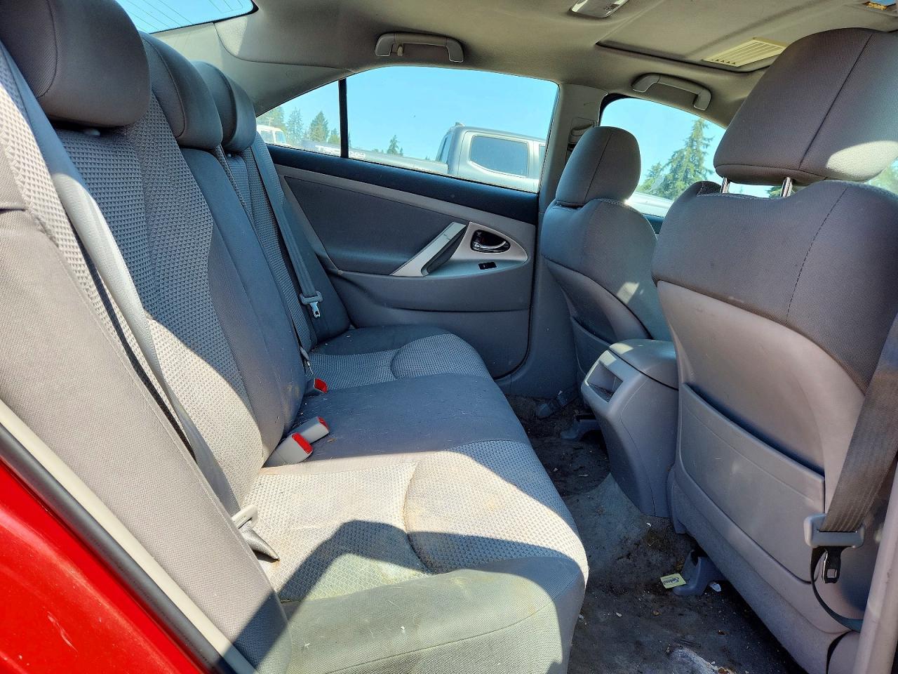 2010 TOYOTA CAMRY — фото 10