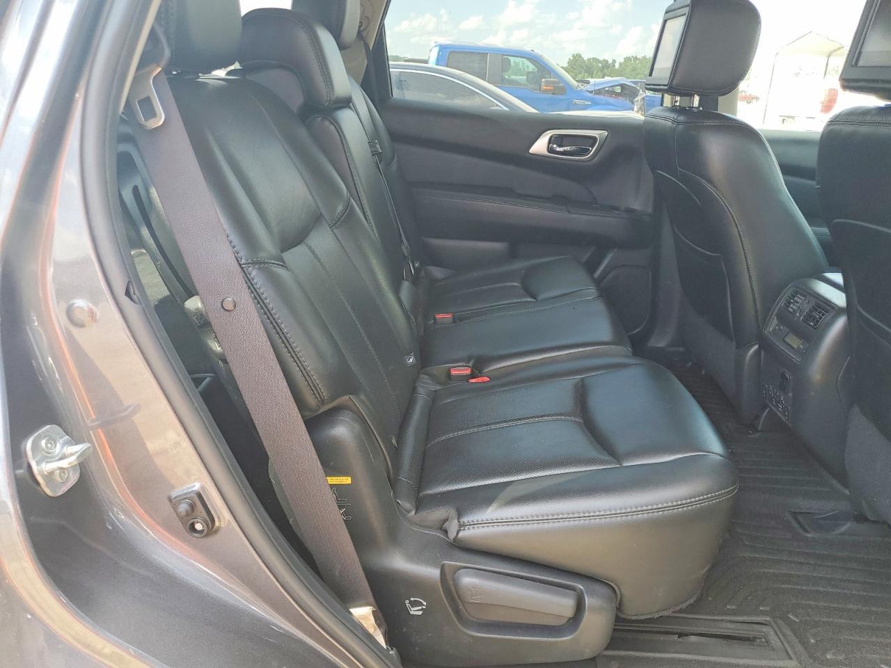 2017 NISSAN PATHFINDER — фото 11