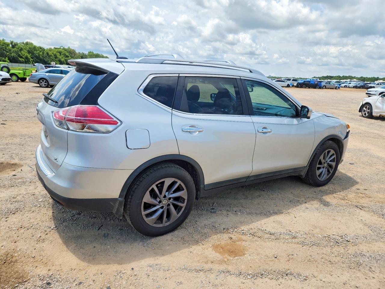 2016 NISSAN ROGUE — фото 3
