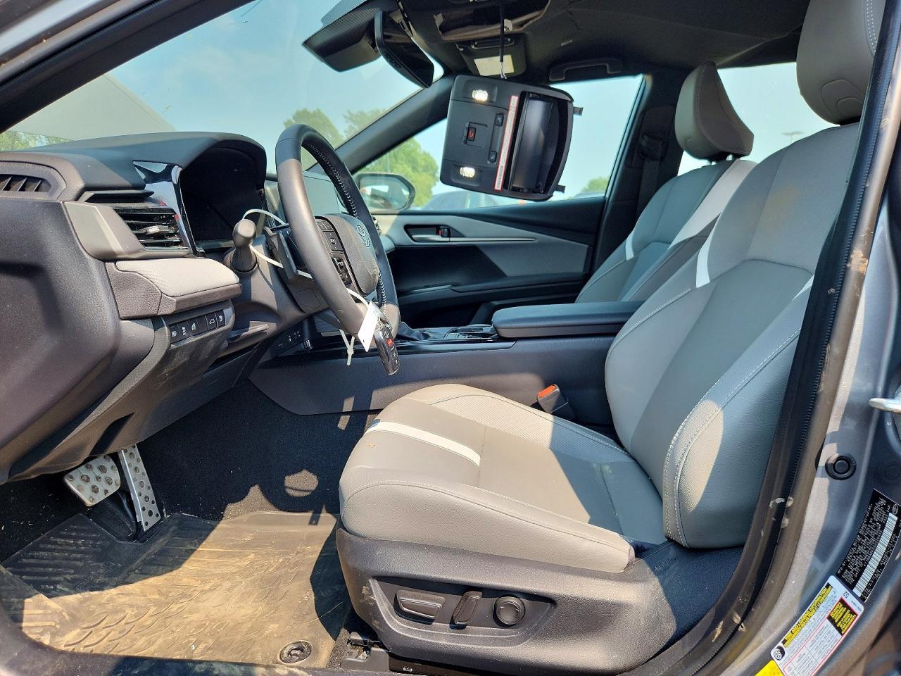 2025 TOYOTA CAMRY HYBRID — фото 7