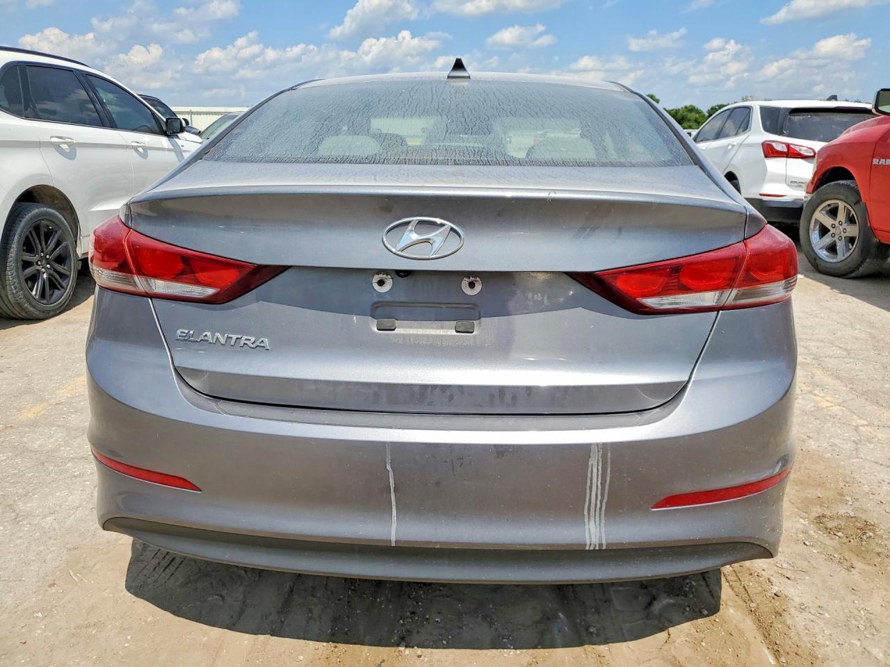 2018 HYUNDAI ELANTRA — фото 6