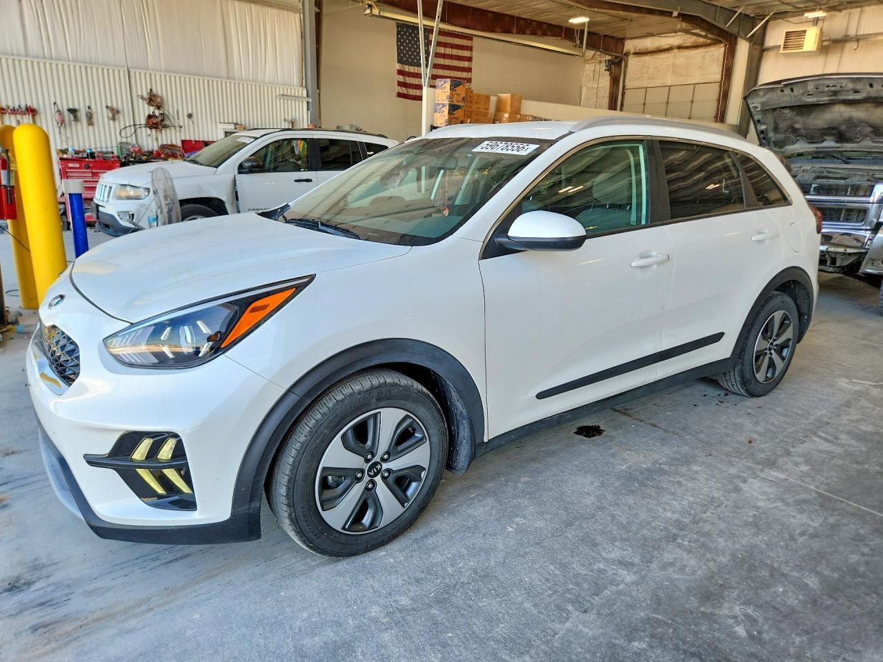 2020 KIA NIRO HYBRID — фото 1