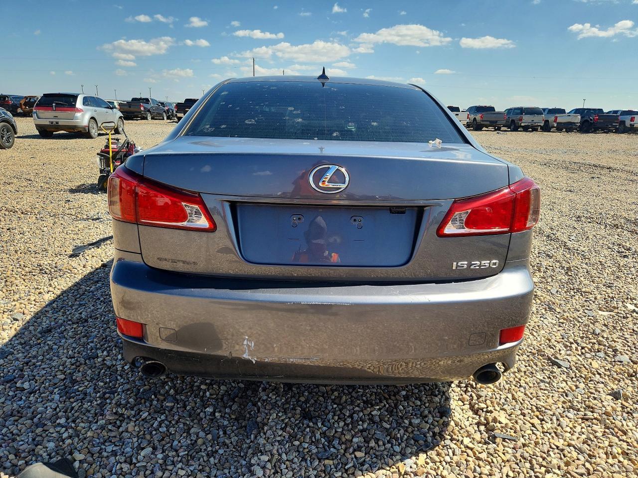 2012 LEXUS IS 250 — фото 6