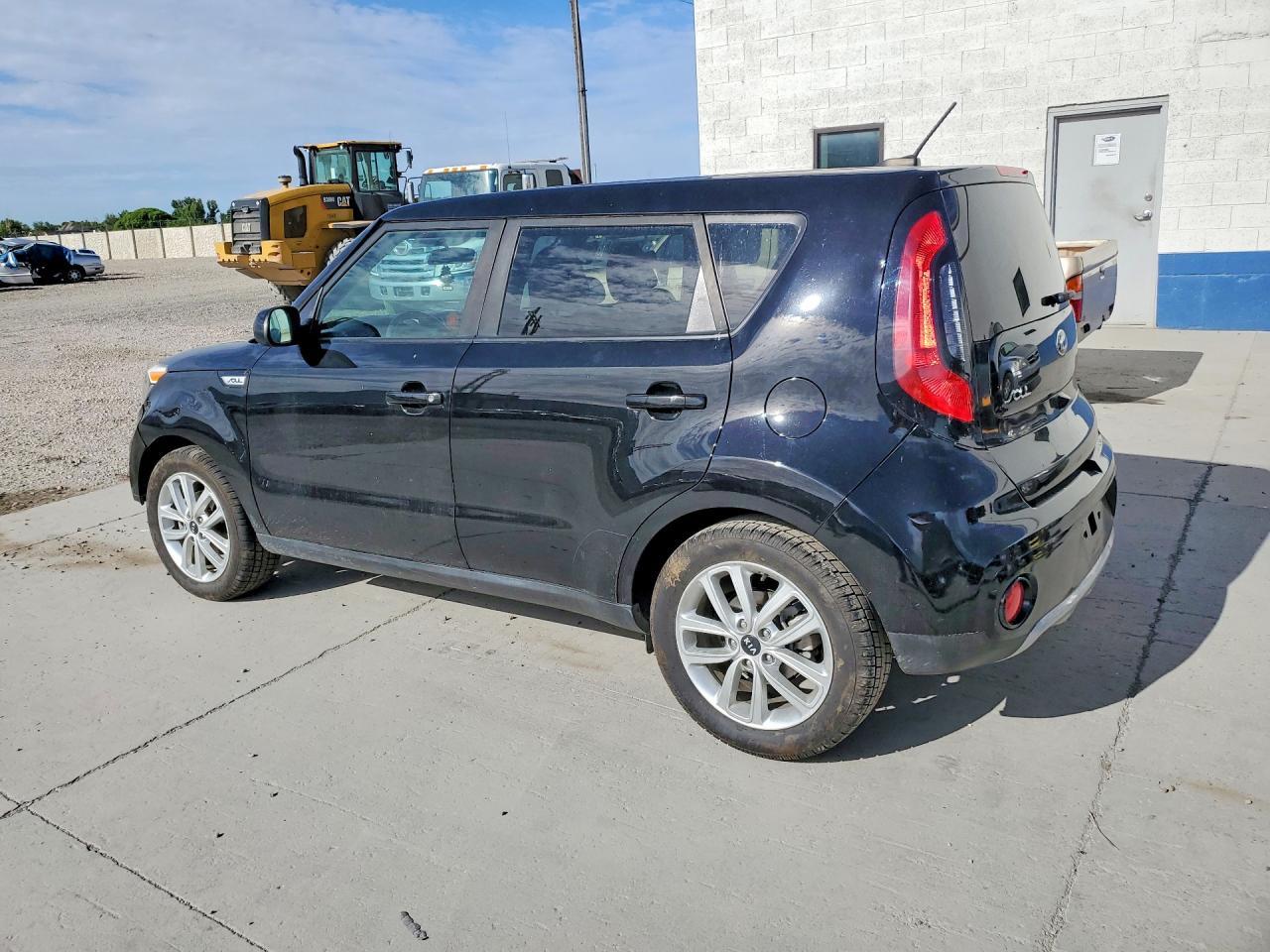 2018 KIA SOUL — фото 2