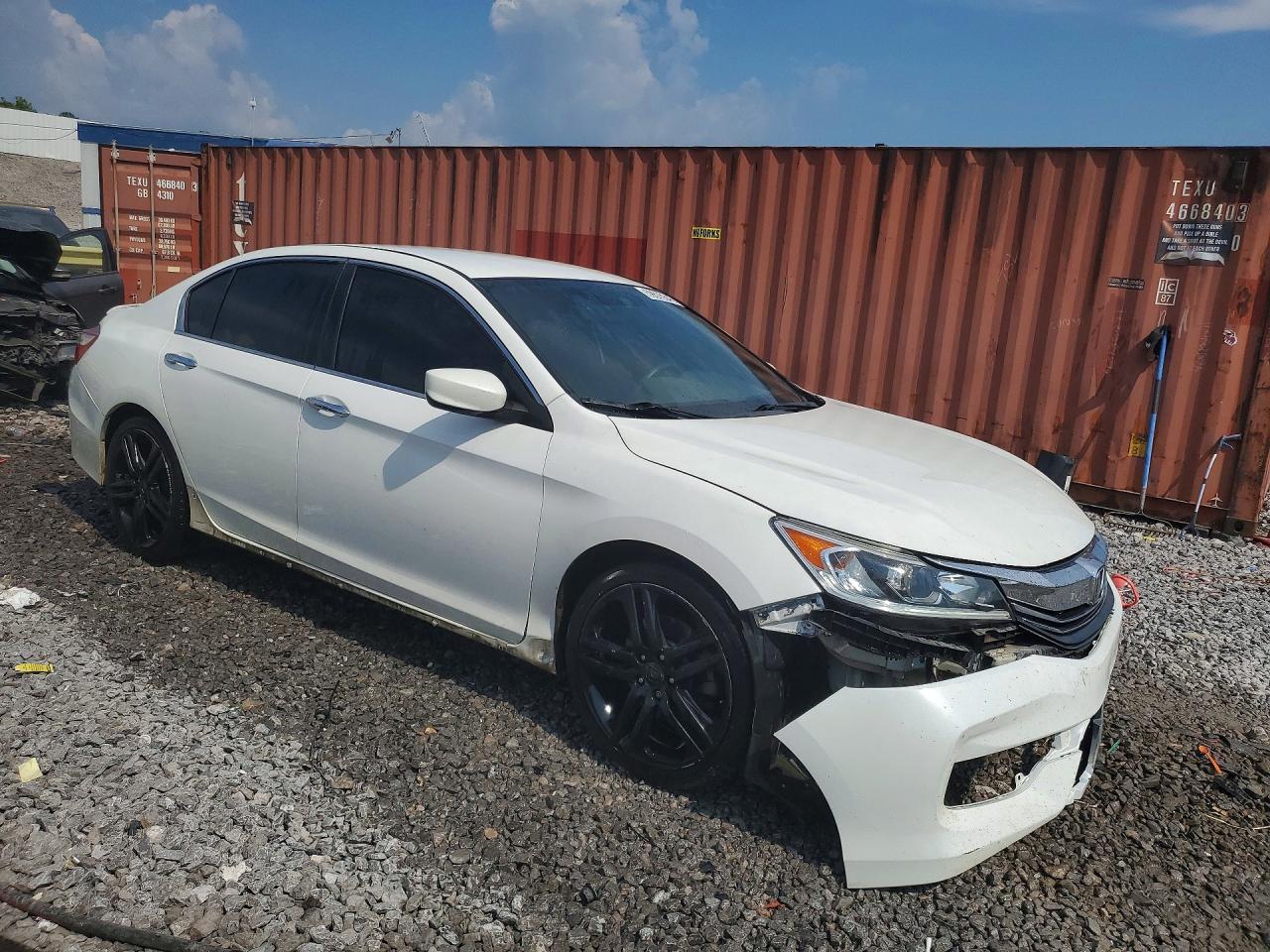 2017 HONDA ACCORD — фото 4