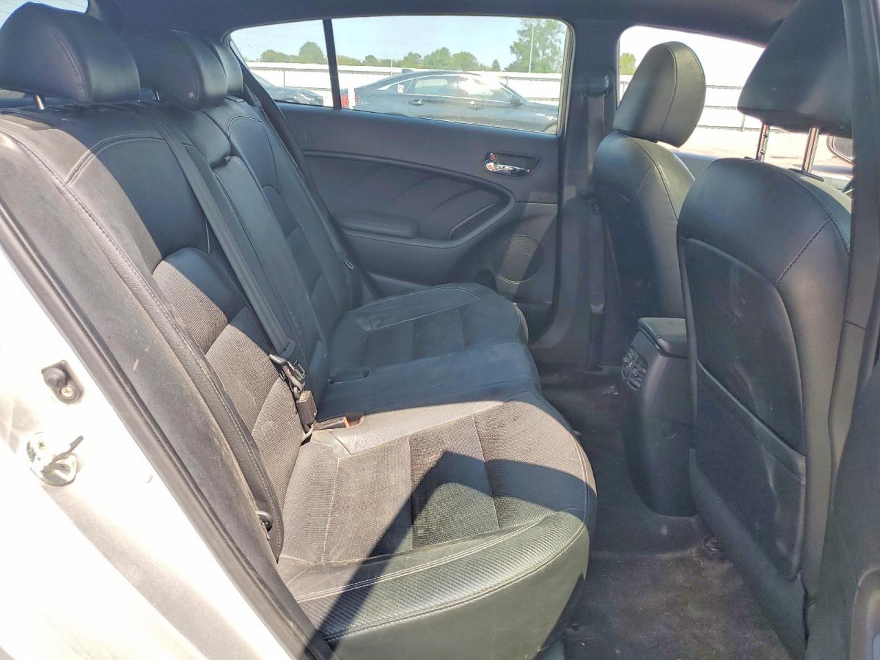 2015 KIA FORTE — фото 10