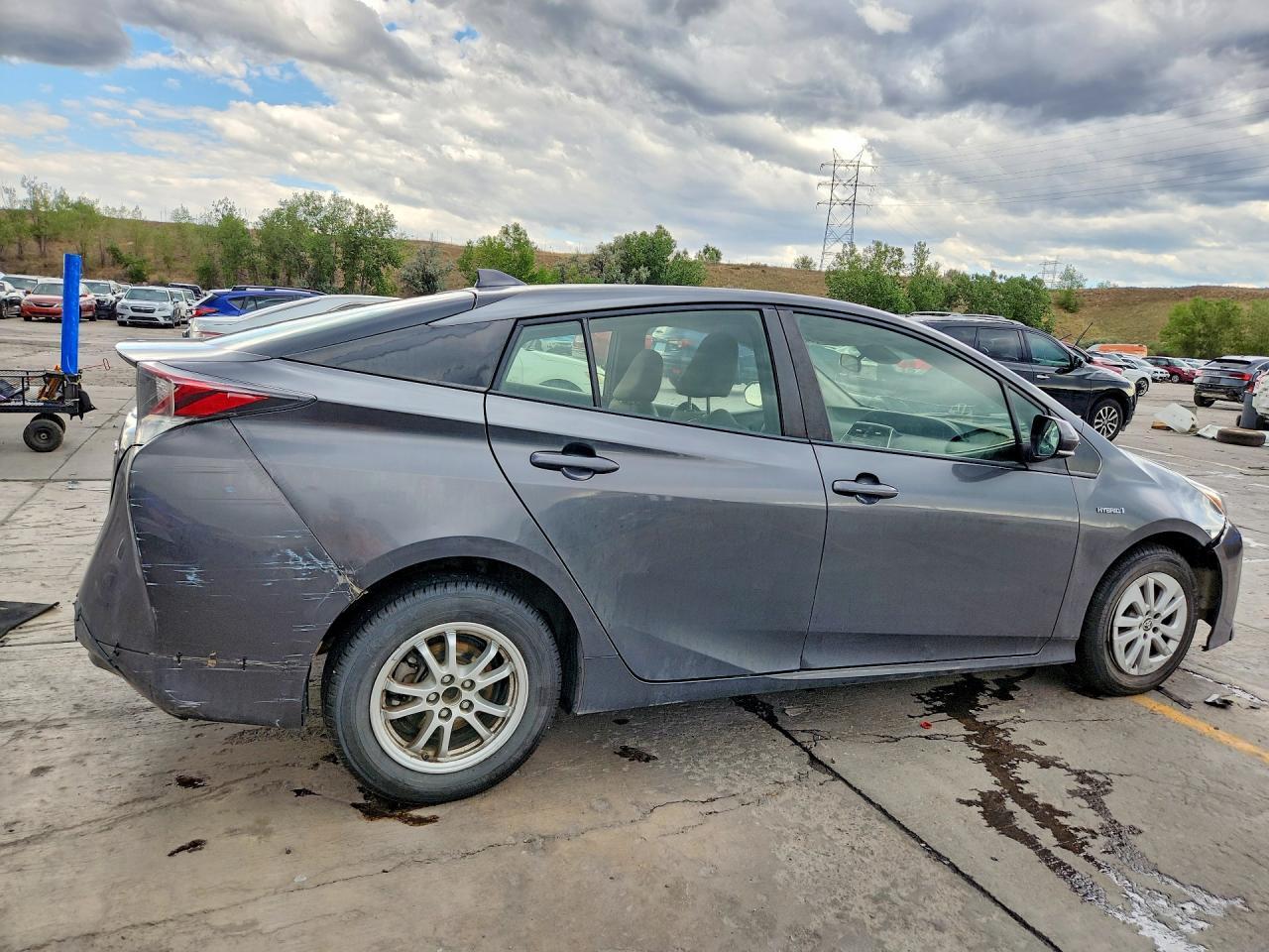 2017 TOYOTA PRIUS — фото 3