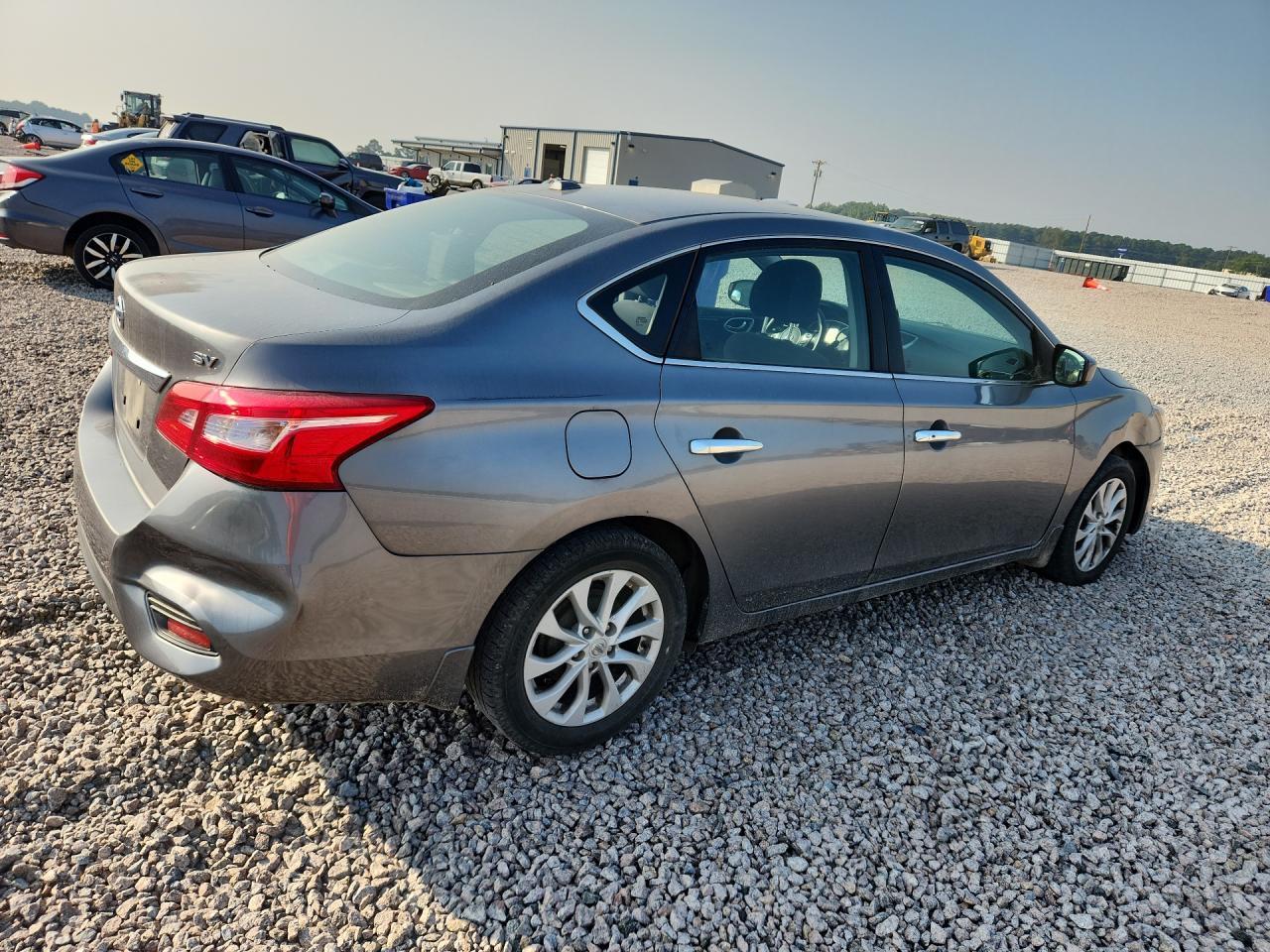 2018 NISSAN SENTRA — фото 3