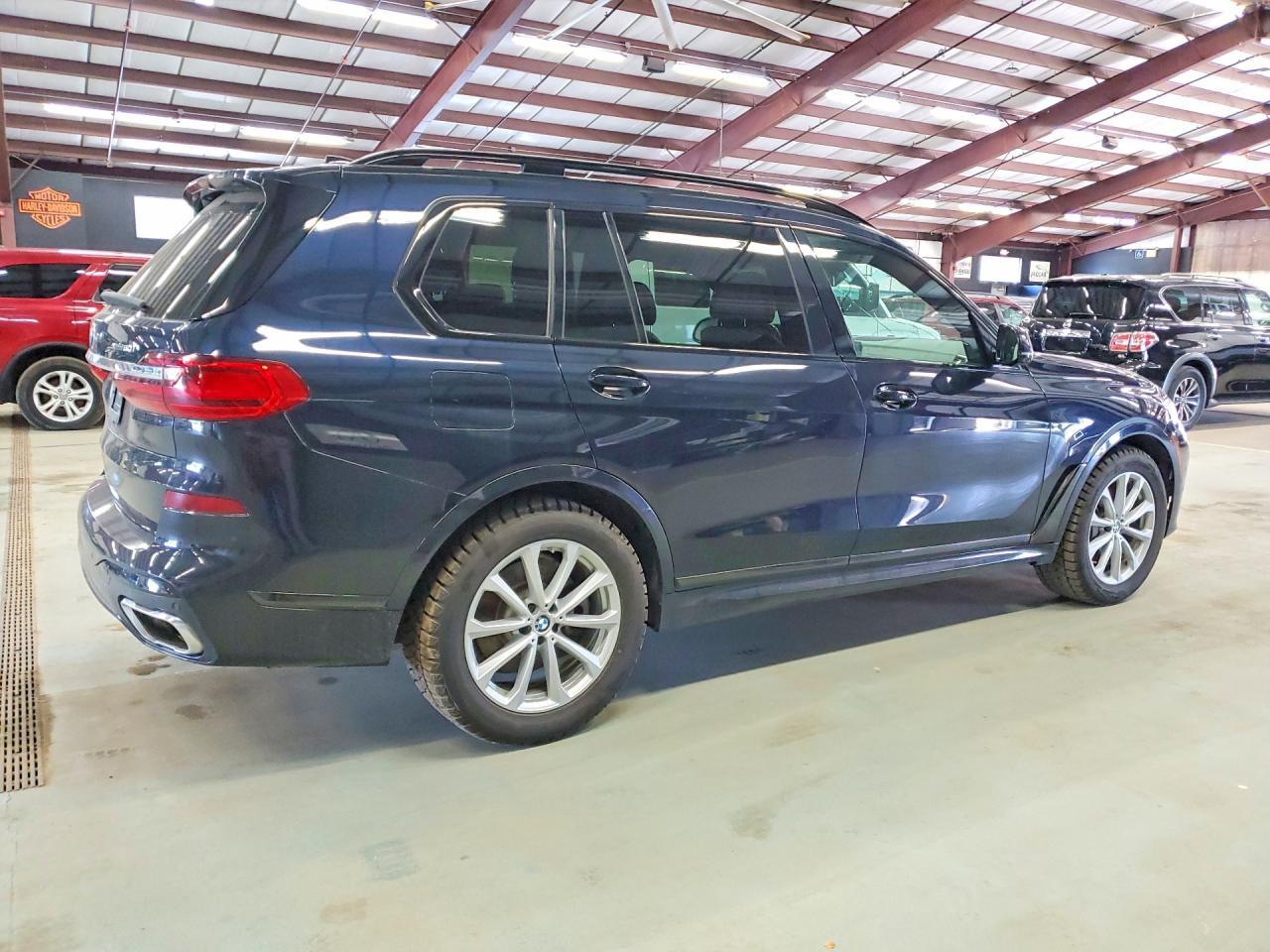 2019 BMW X7 — фото 3