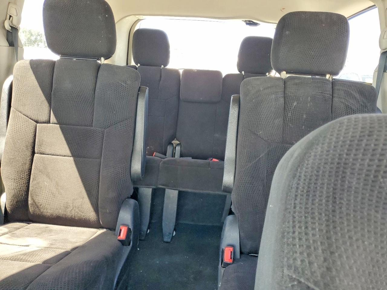 2013 DODGE GRAND CARAVAN — фото 10