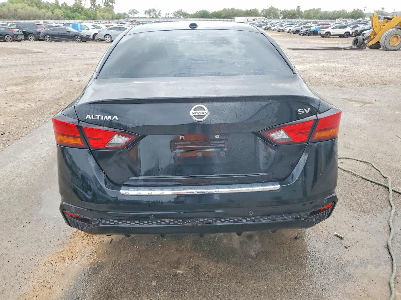 2021 NISSAN ALTIMA — фото 6