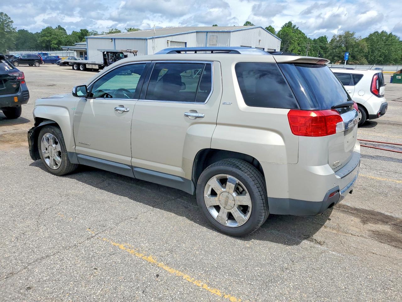 2012 GMC TERRAIN — фото 2