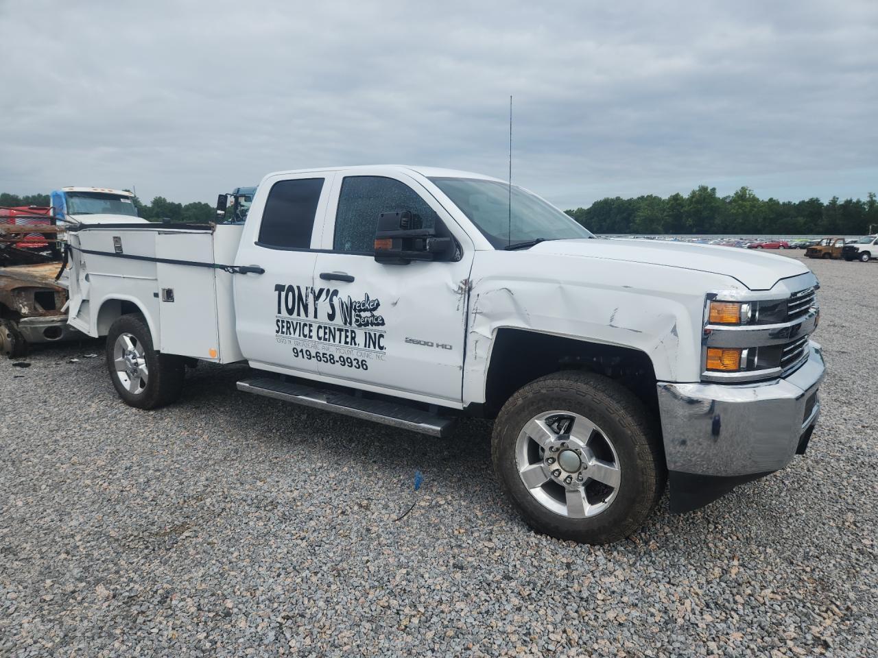 2018 CHEVROLET SILVERADO 2500 — фото 4