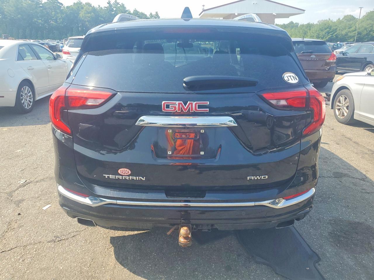 2018 GMC TERRAIN — фото 6