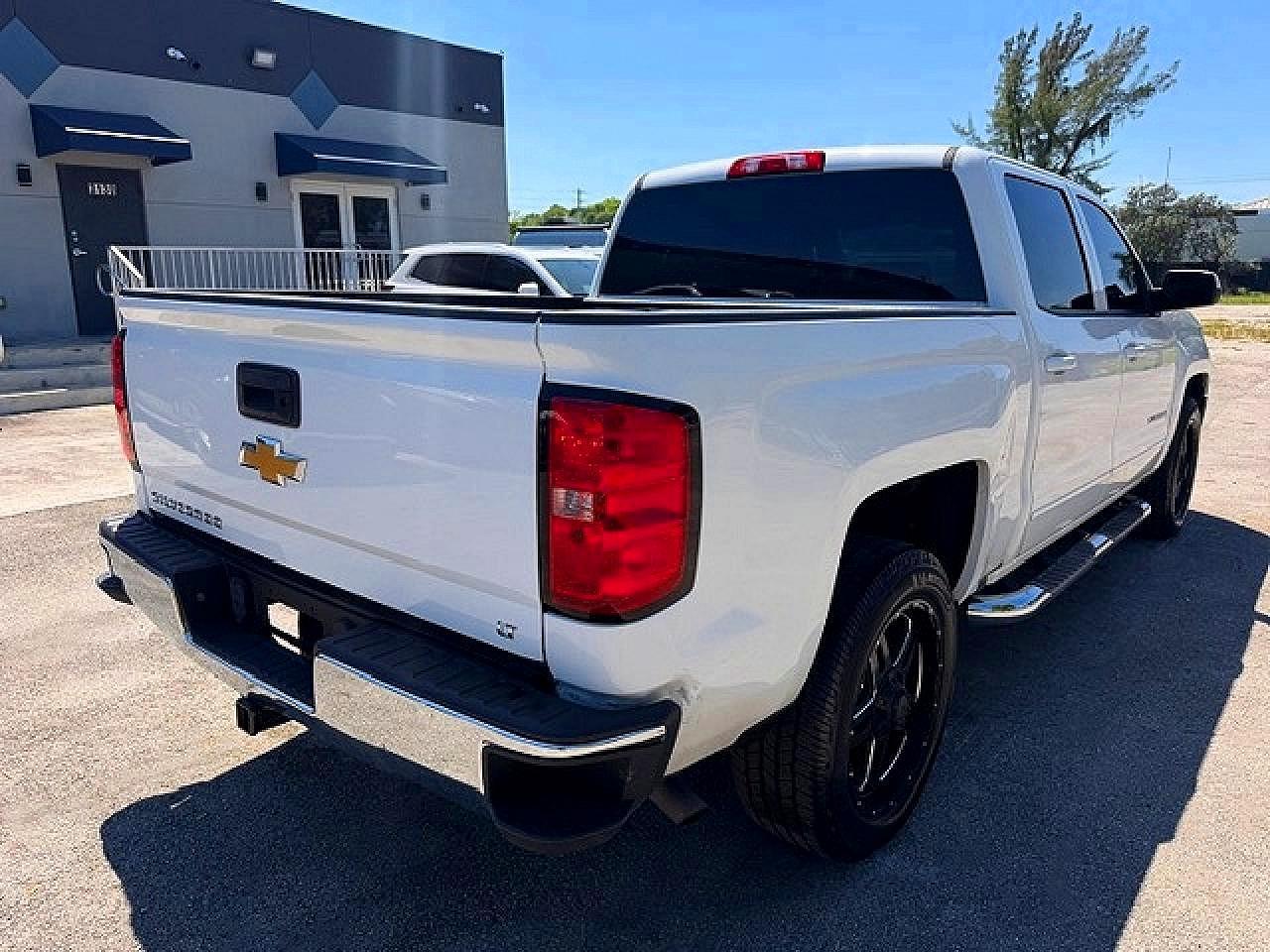 2018 CHEVROLET SILVERADO 1500 — фото 3
