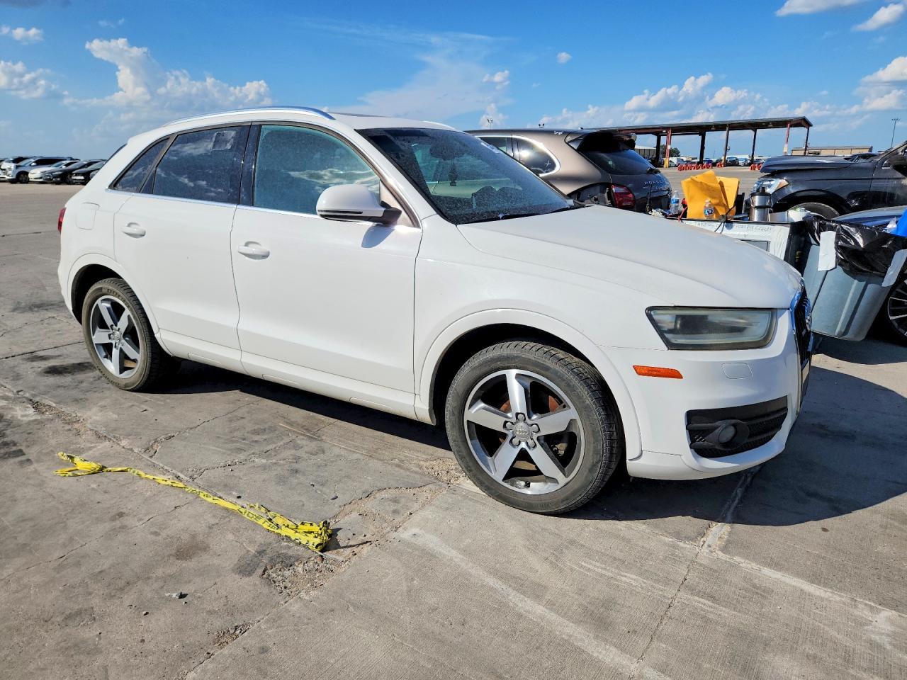 2015 AUDI Q3 — фото 4