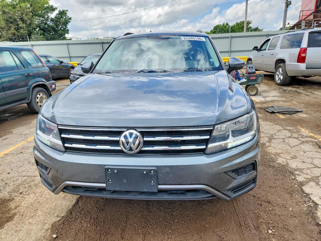 2021 VOLKSWAGEN TIGUAN — фото 5