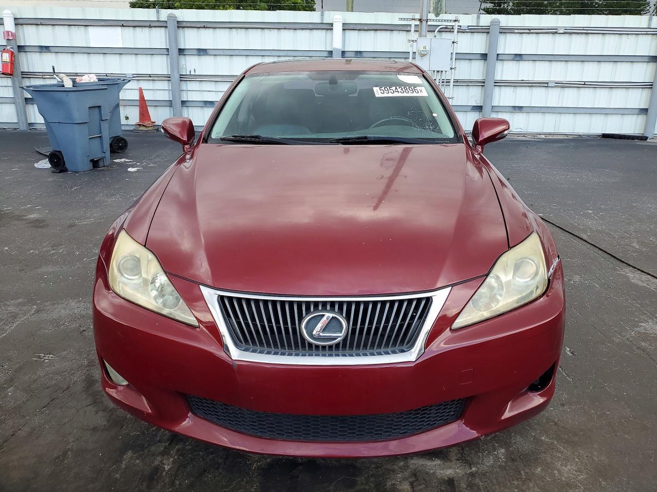 2010 LEXUS IS 250 — фото 5