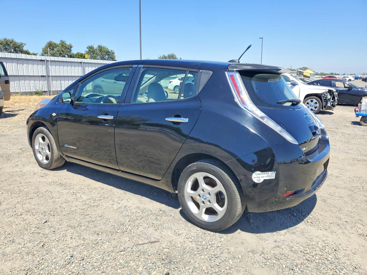 2012 NISSAN LEAF — фото 2