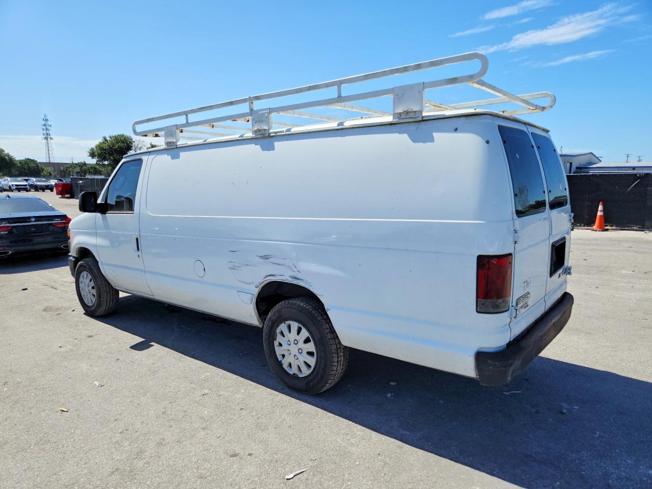 2011 FORD ECONOLINE — фото 2