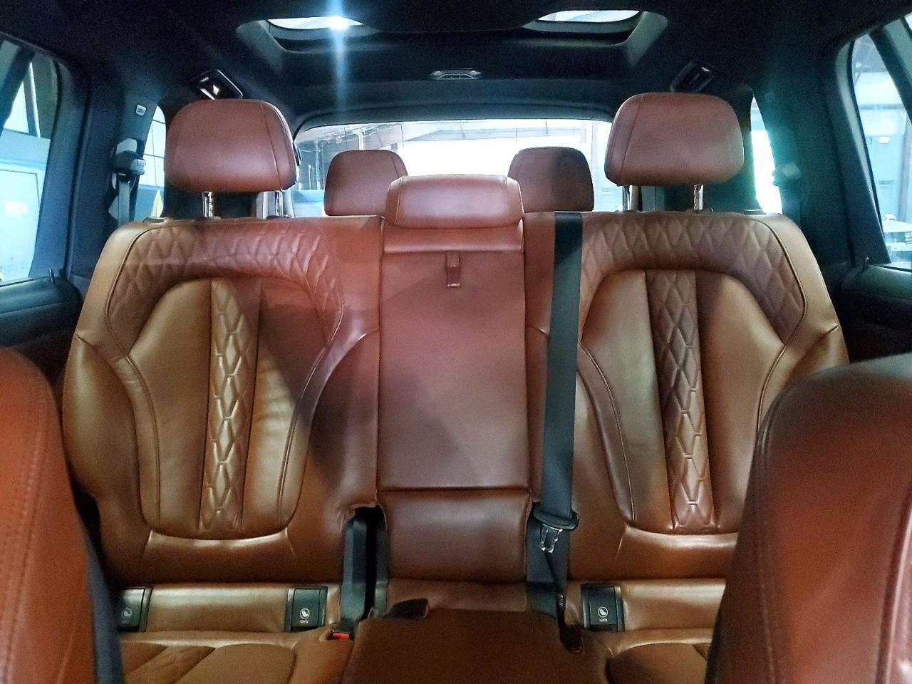 2019 BMW X7 — фото 10