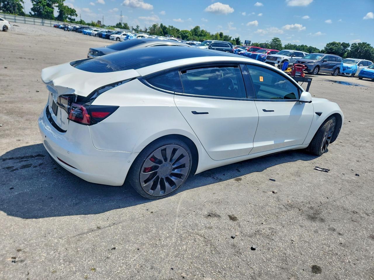 2021 TESLA MODEL 3 — фото 3