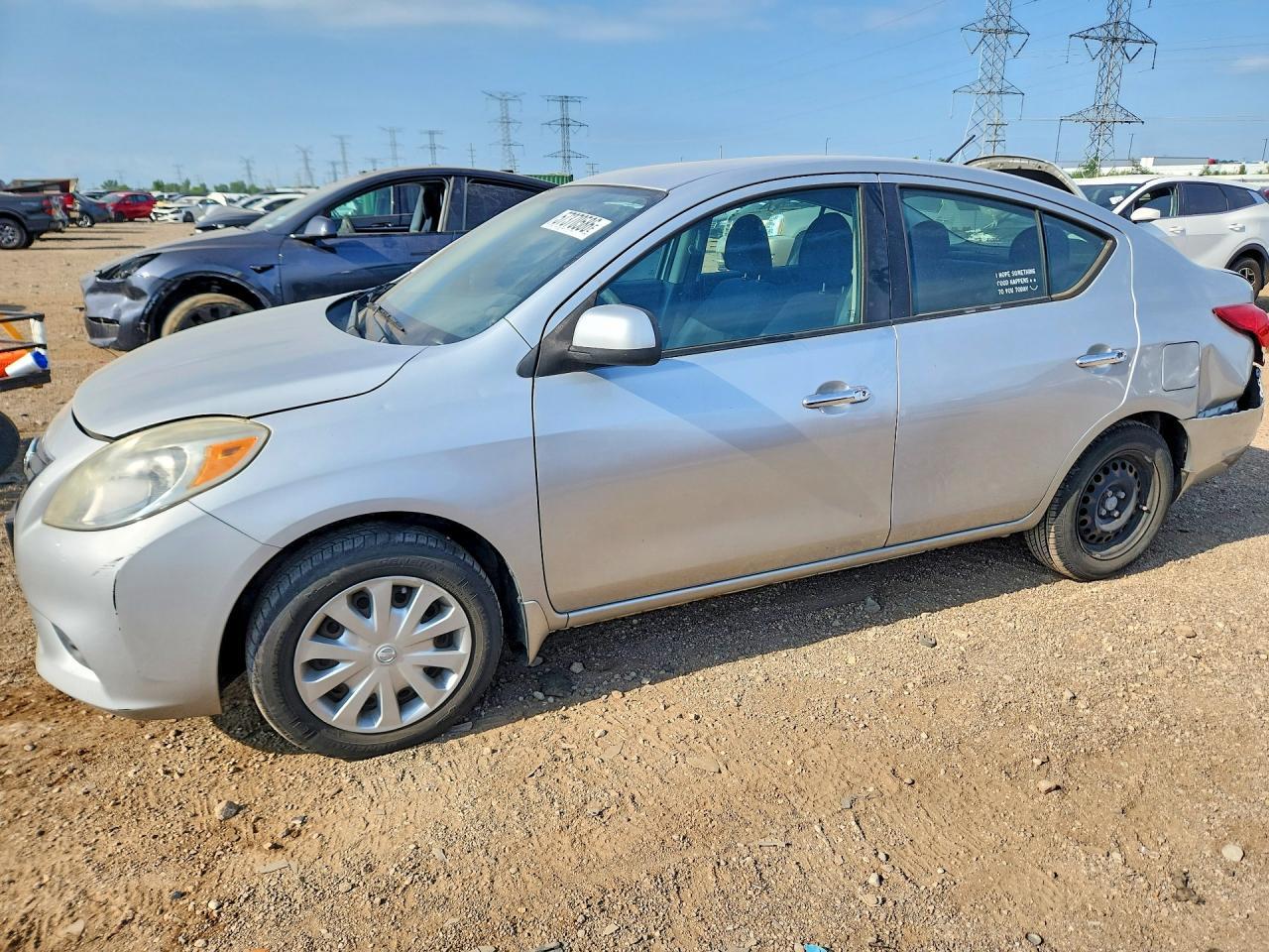 2012 NISSAN VERSA — фото 1