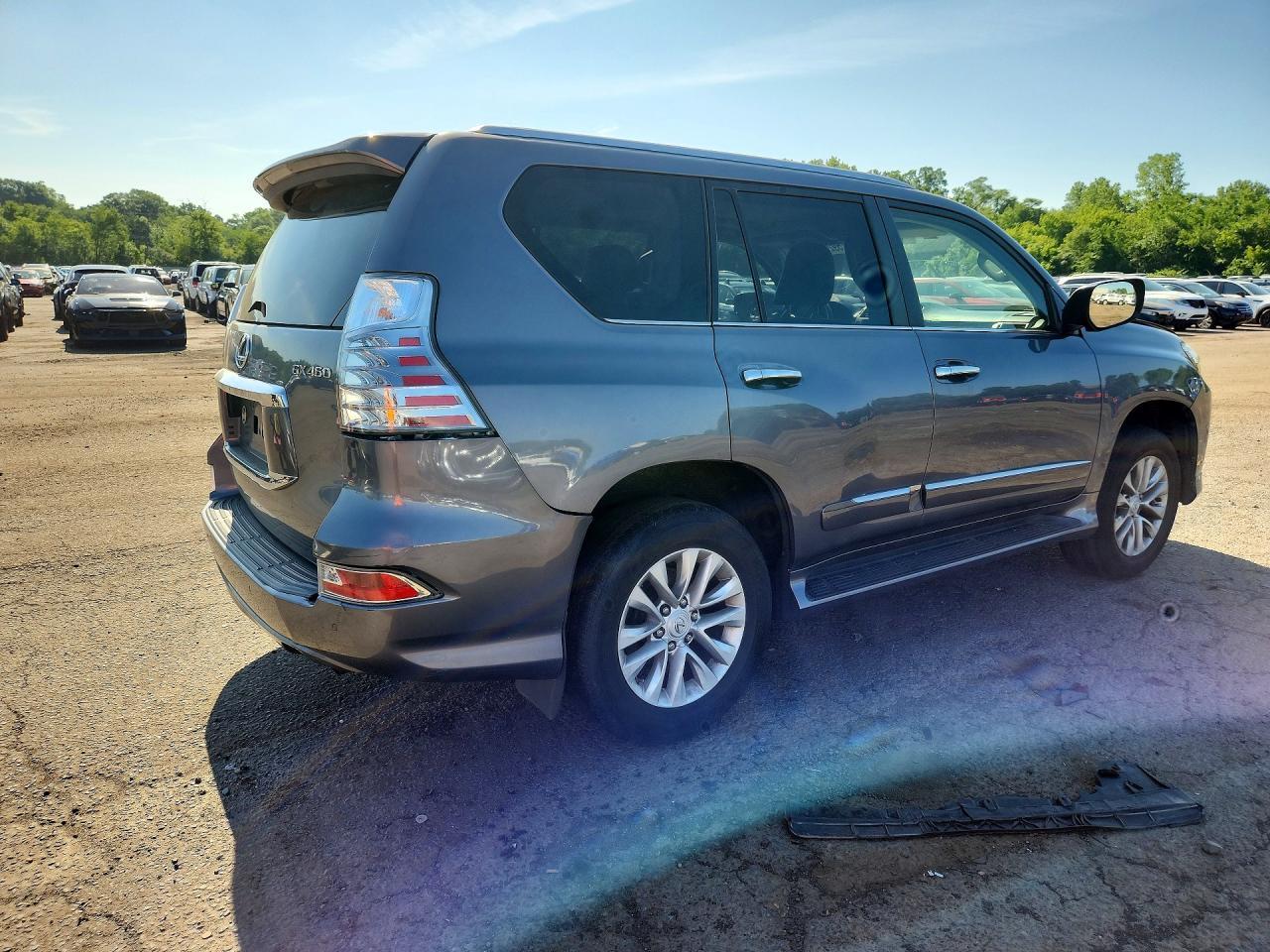 2015 LEXUS GX 460 — фото 3