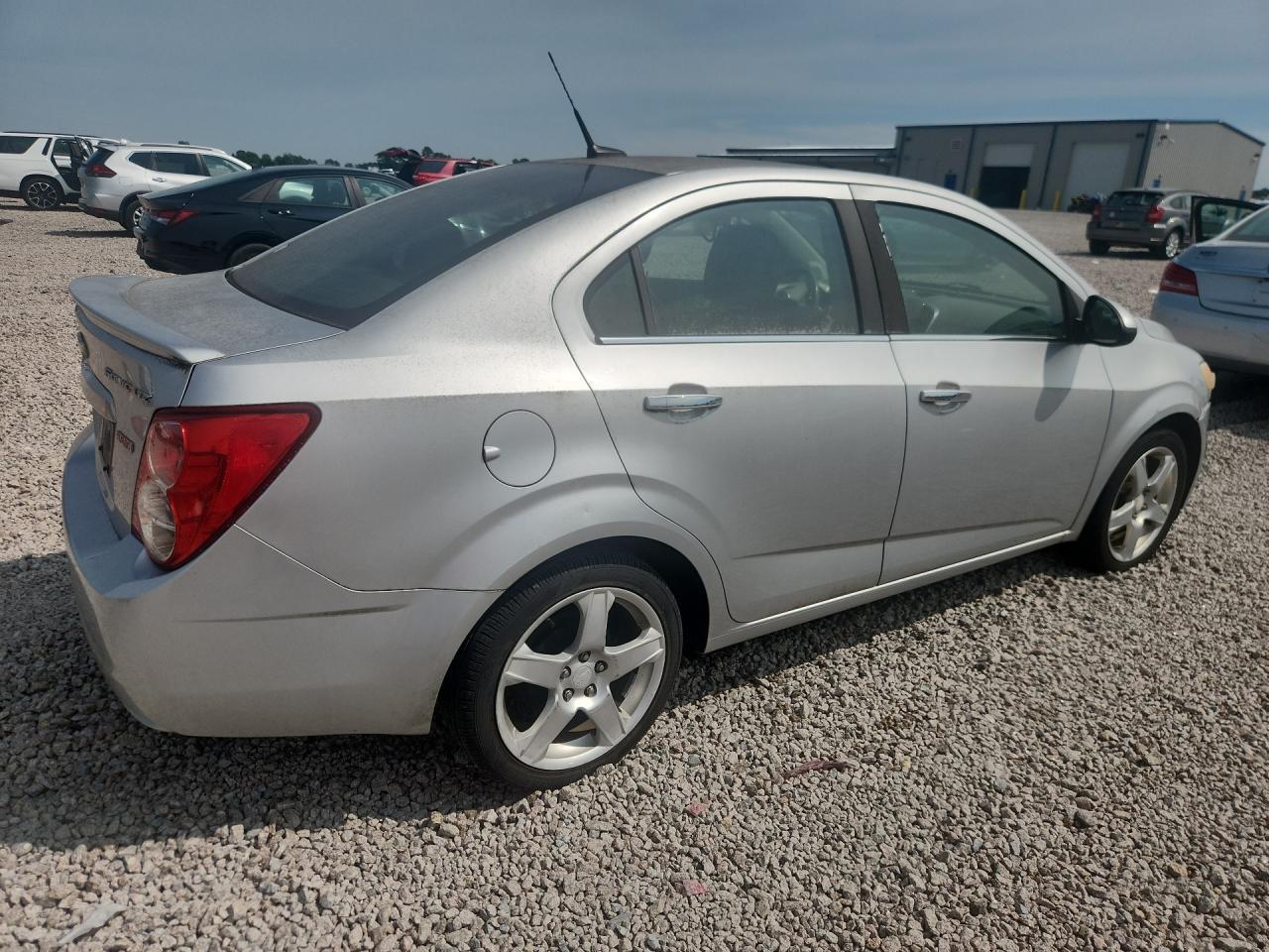 2014 CHEVROLET SONIC — фото 3