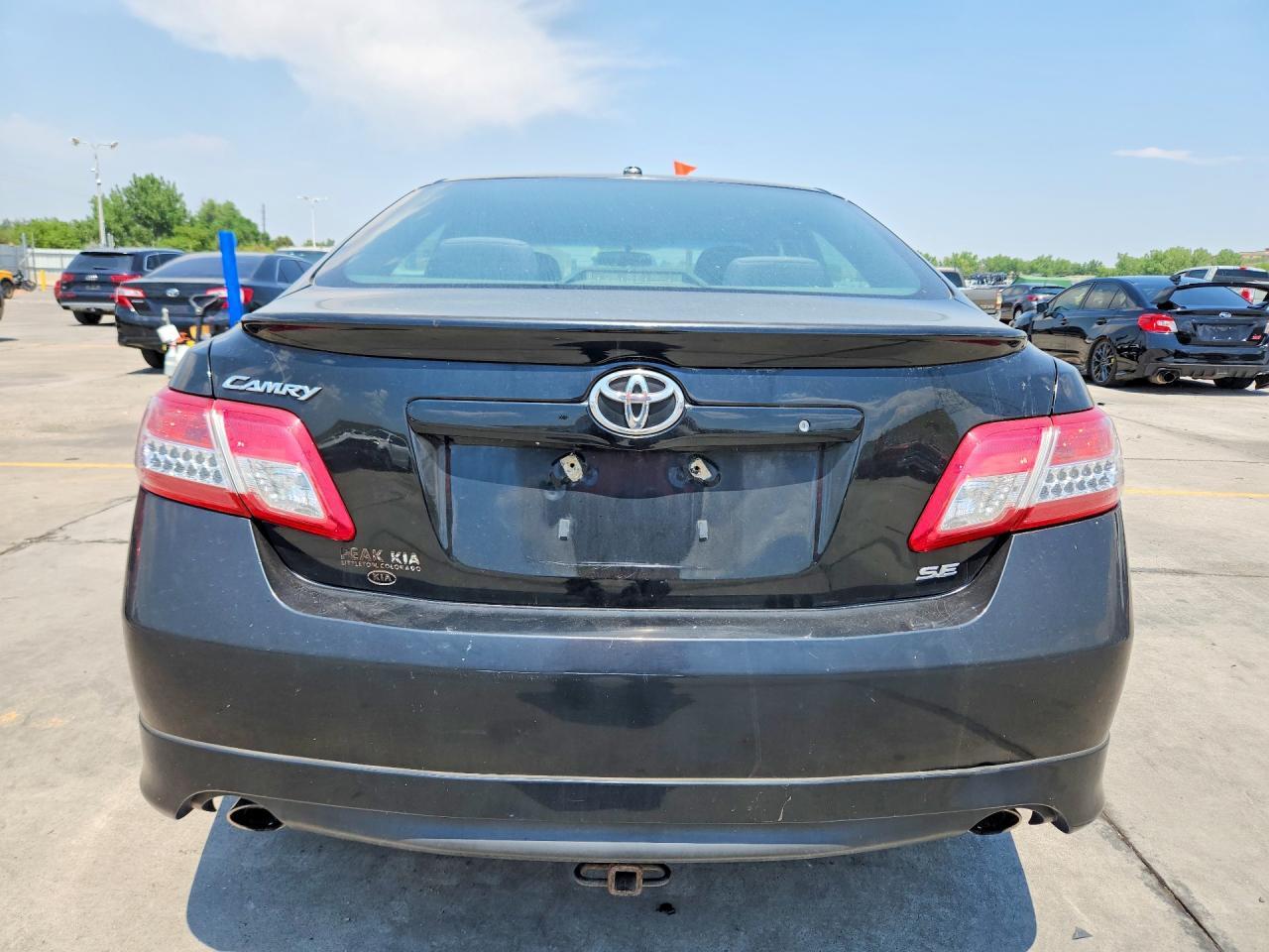 2010 TOYOTA CAMRY — фото 6