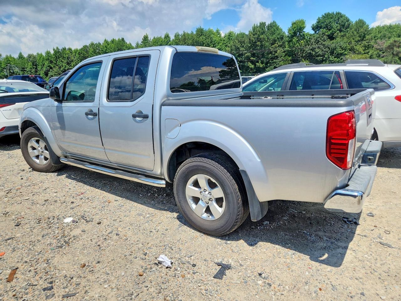2011 NISSAN FRONTIER — фото 2