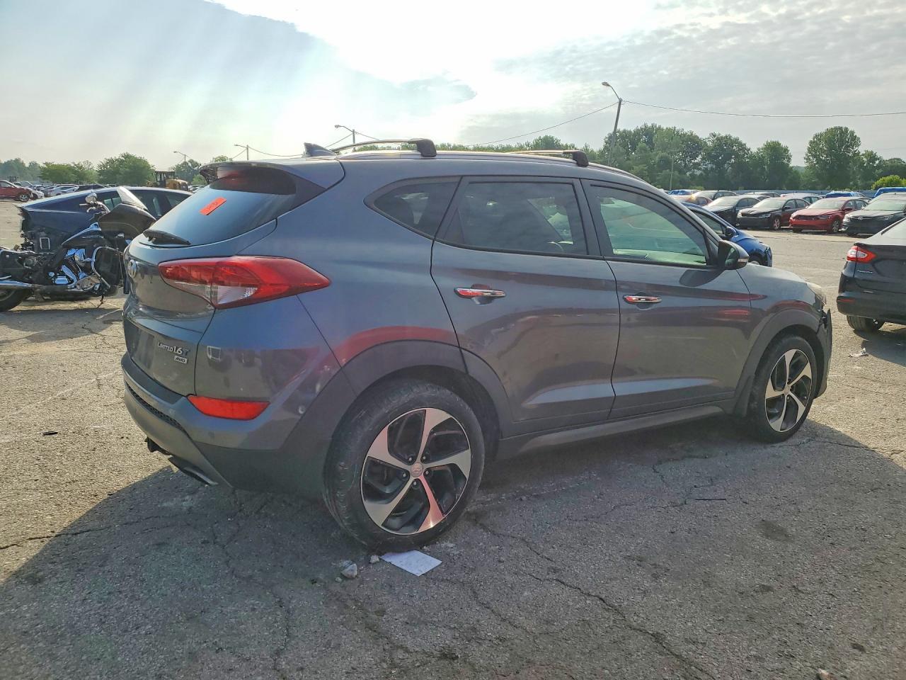 2016 HYUNDAI TUCSON — фото 3