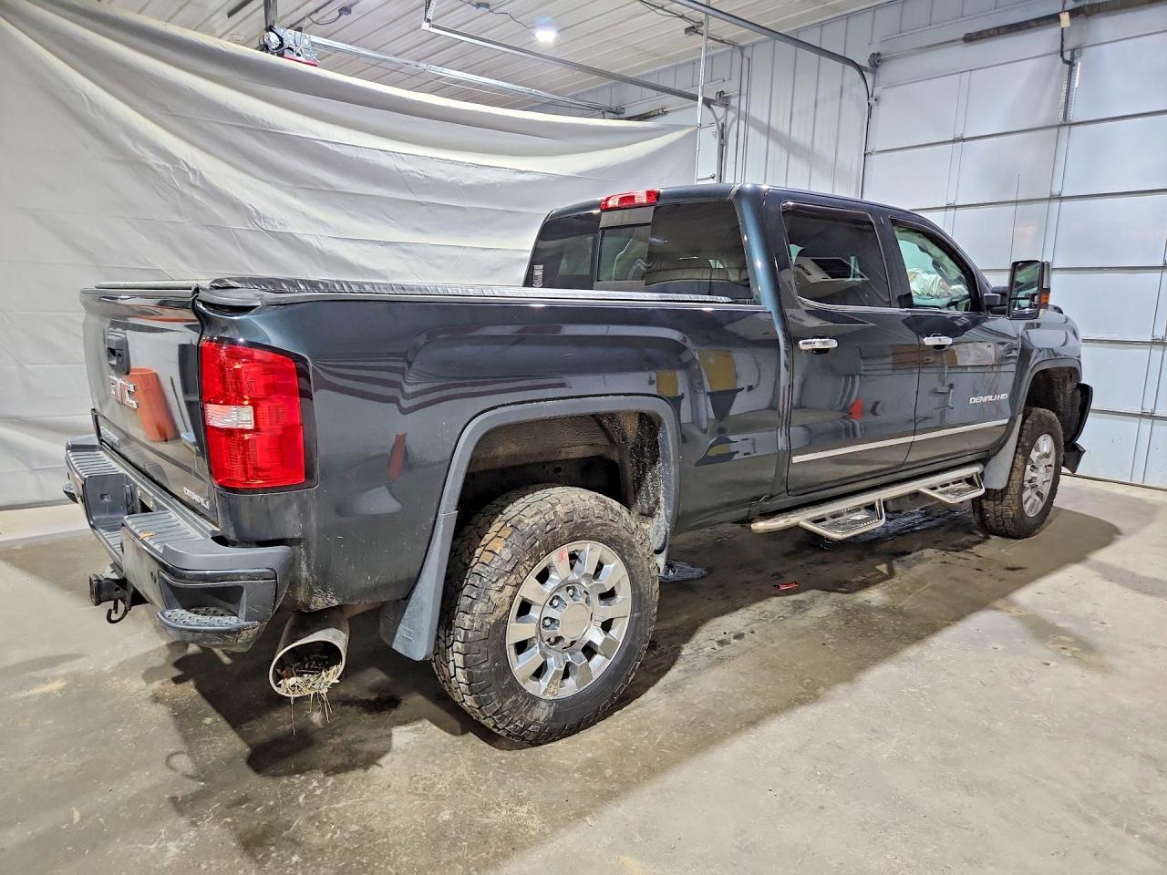 2018 GMC SIERRA 2500HD — фото 3