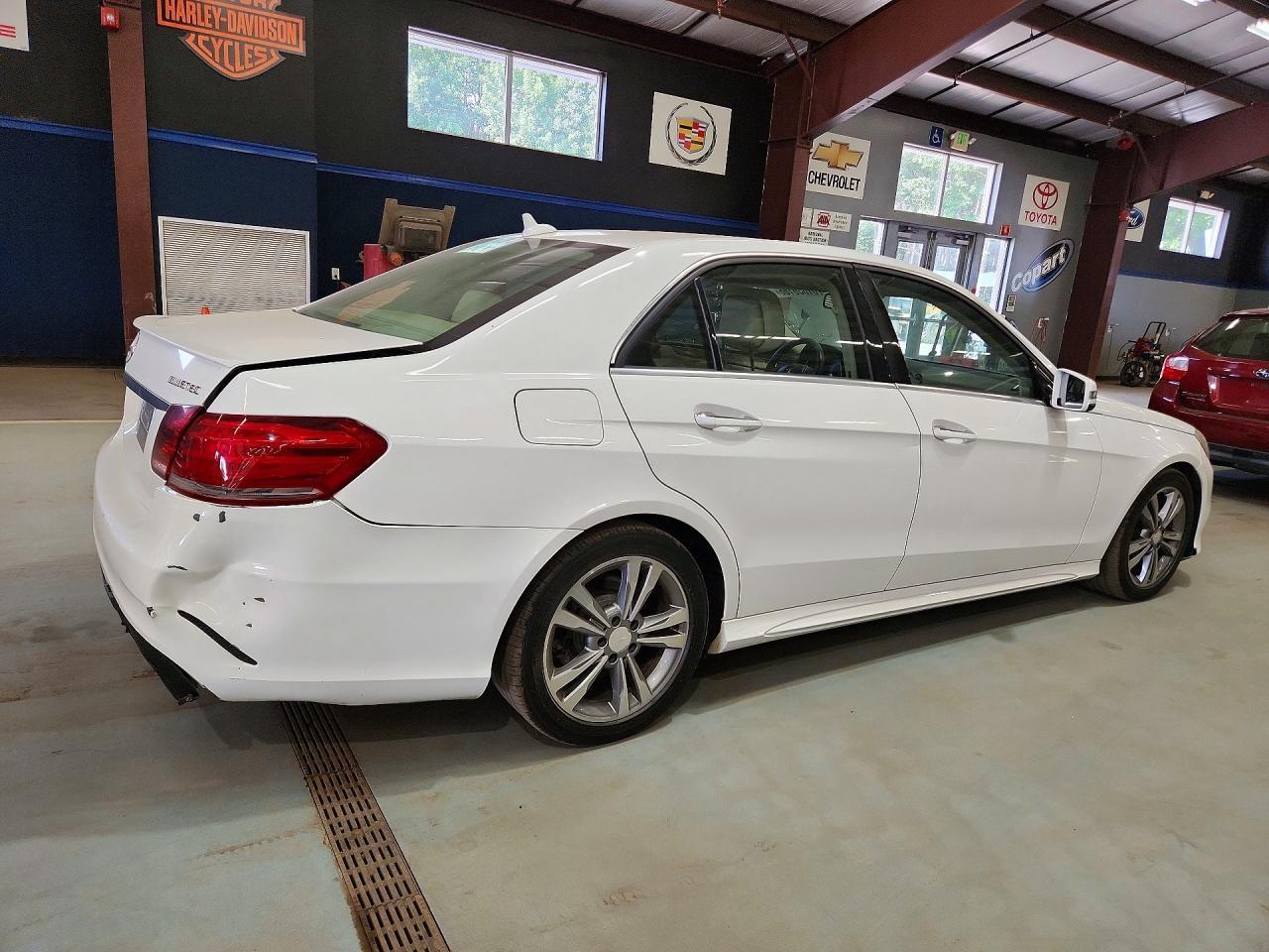 2014 MERCEDES-BENZ E-CLASS — фото 3