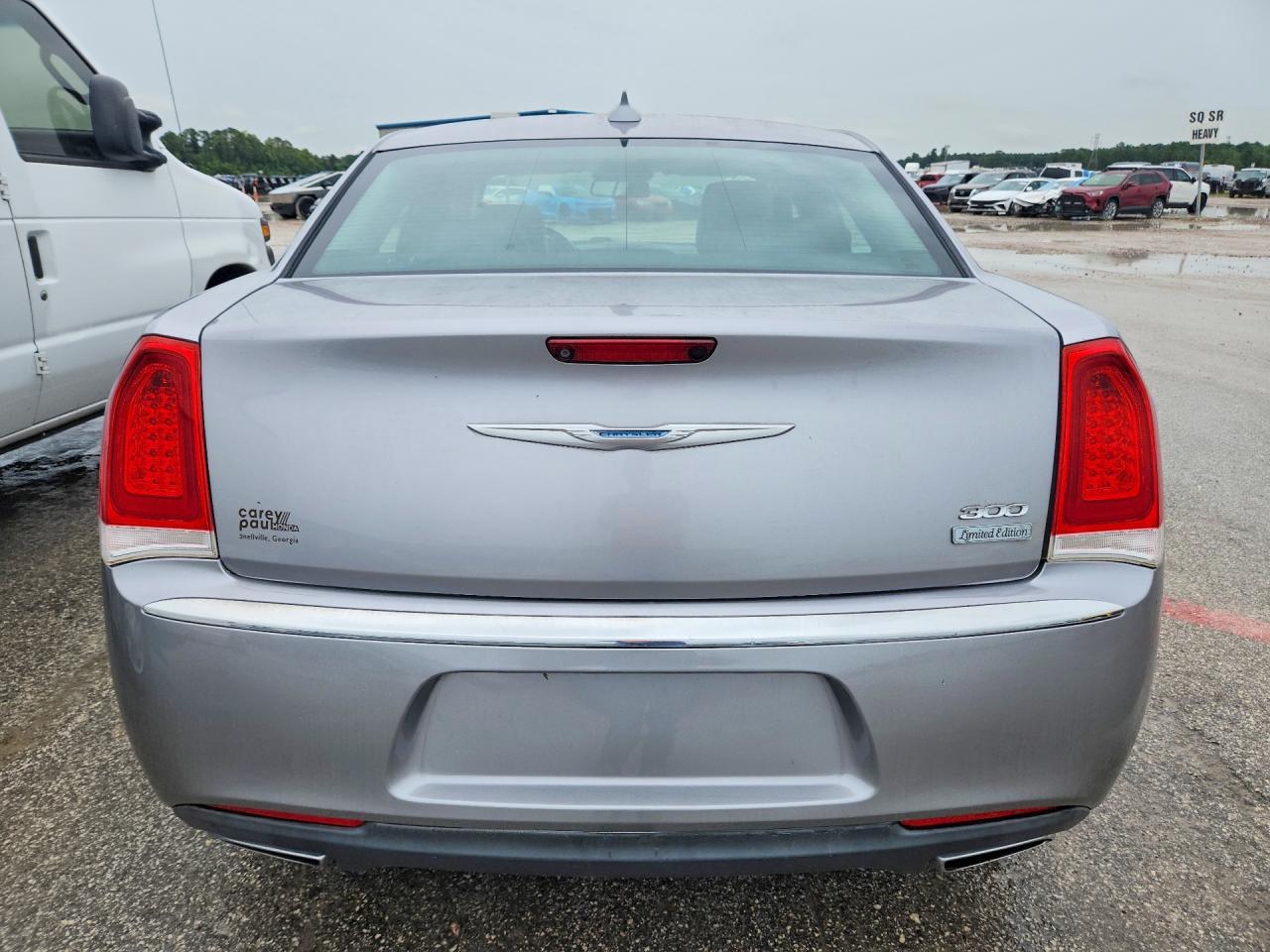 2018 CHRYSLER 300 — фото 6