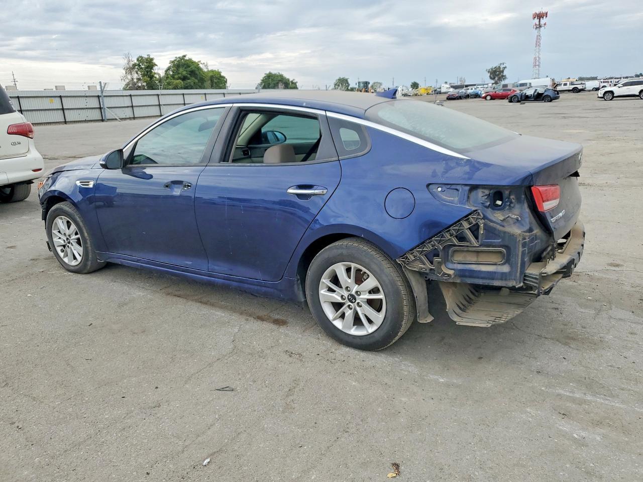 2017 KIA OPTIMA — фото 2