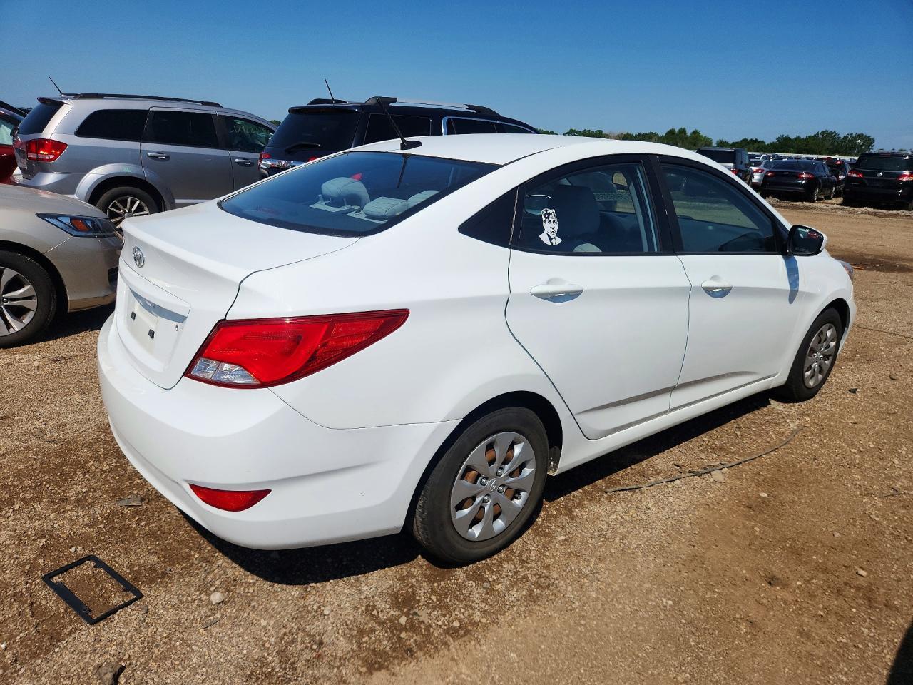 2017 HYUNDAI ACCENT — фото 3