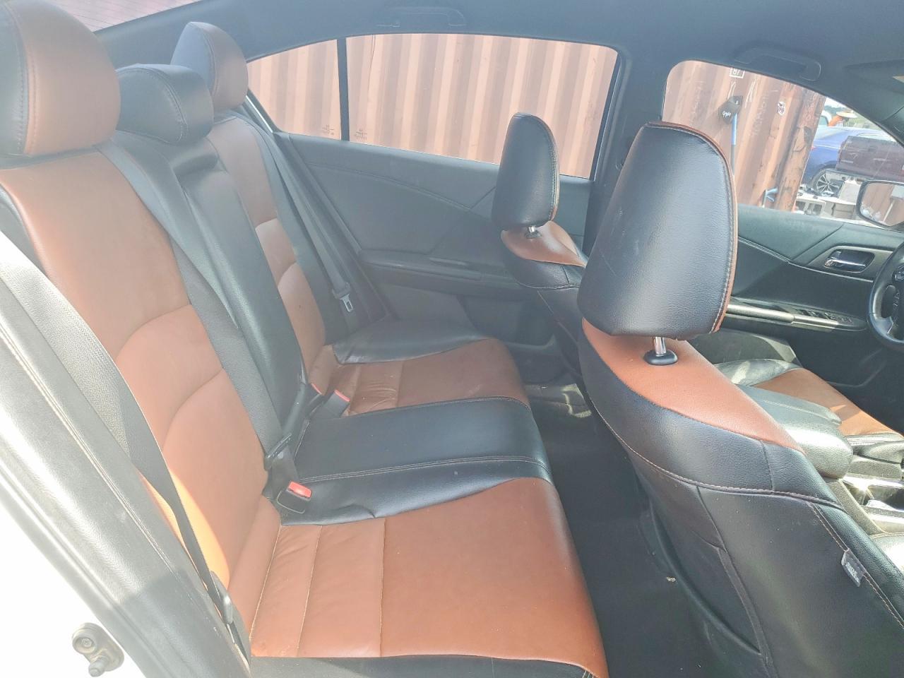 2017 HONDA ACCORD — фото 10