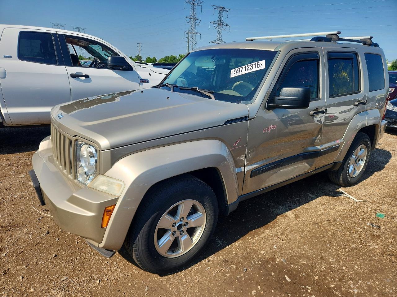 2010 JEEP LIBERTY — фото 1