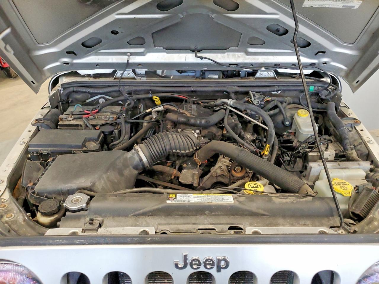 2011 JEEP WRANGLER — фото 11