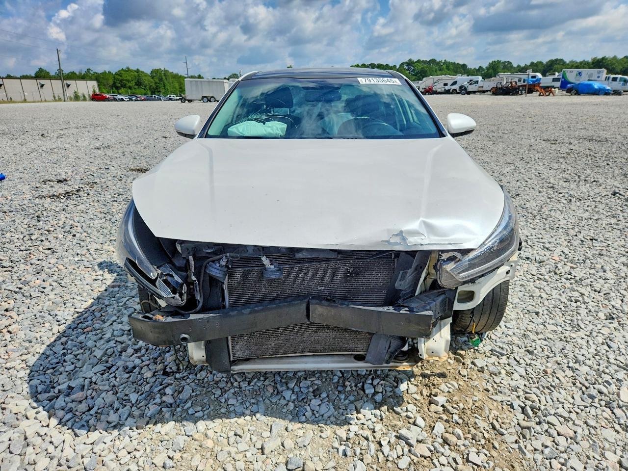 2017 KIA CADENZA — фото 5