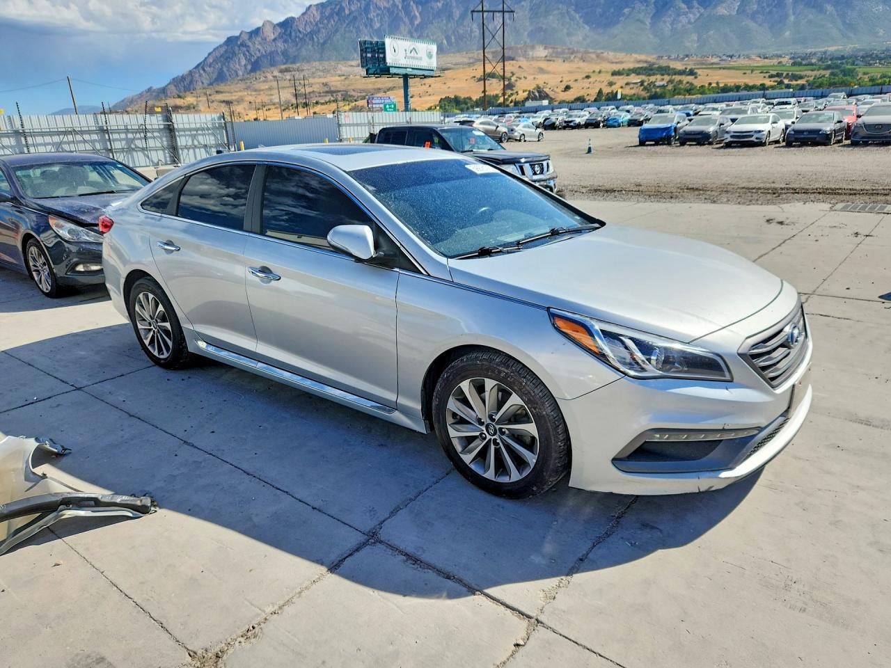 2017 HYUNDAI SONATA — фото 4