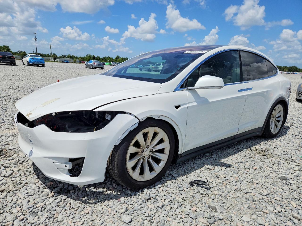 2016 TESLA MODEL X — фото 1