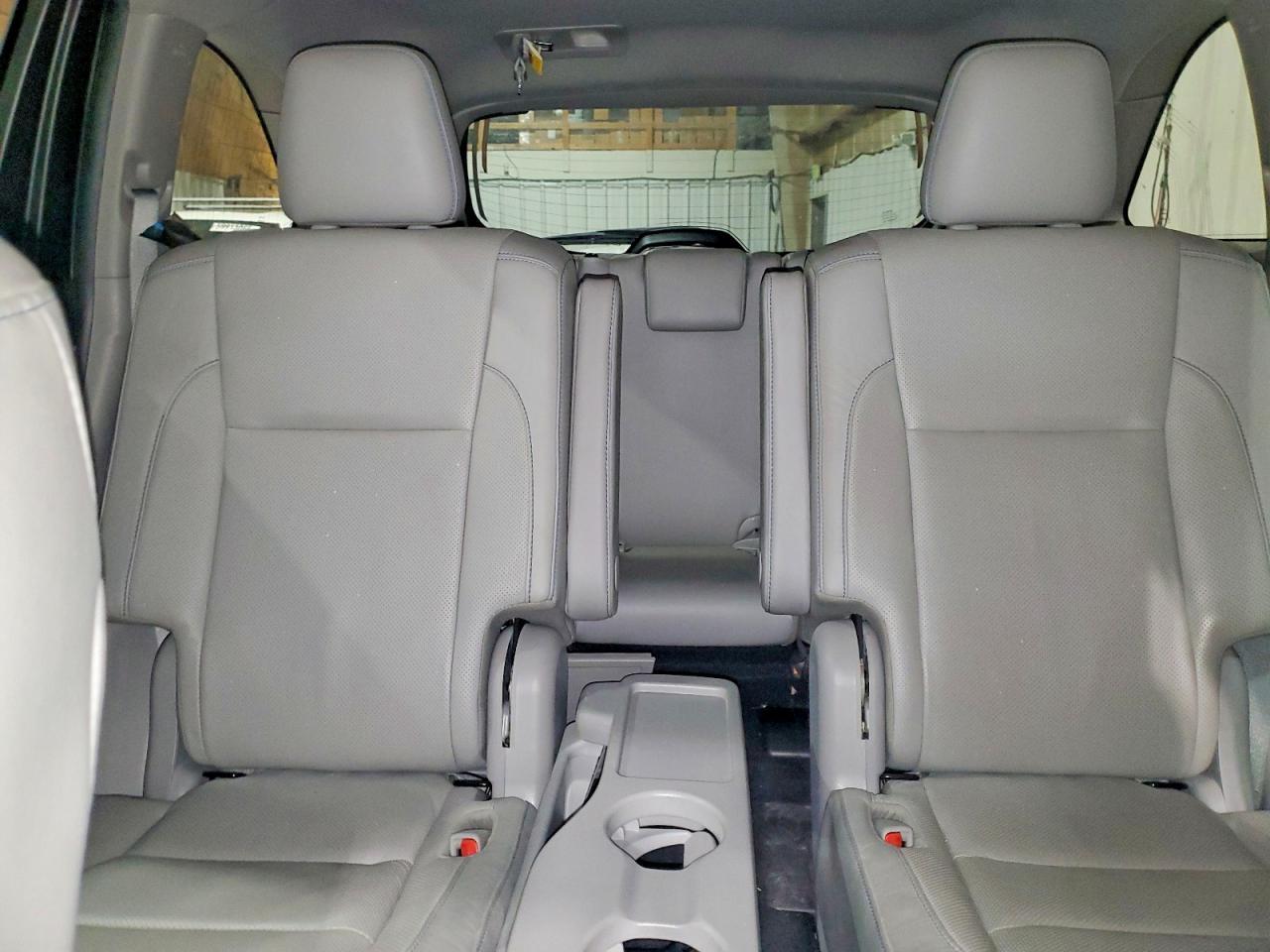 2019 TOYOTA HIGHLANDER HYBRID — фото 10