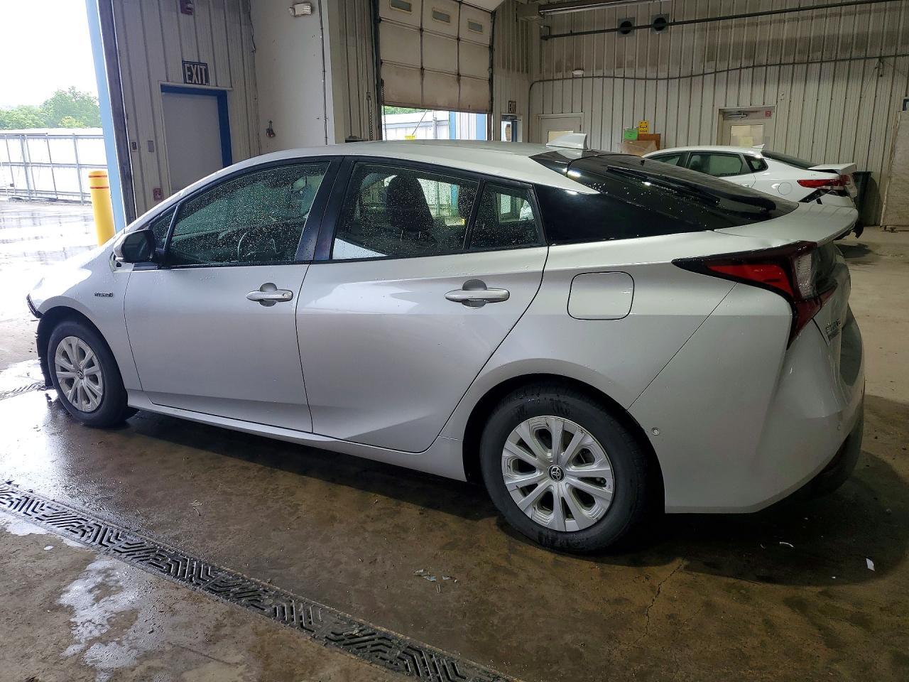 2022 TOYOTA PRIUS — фото 2