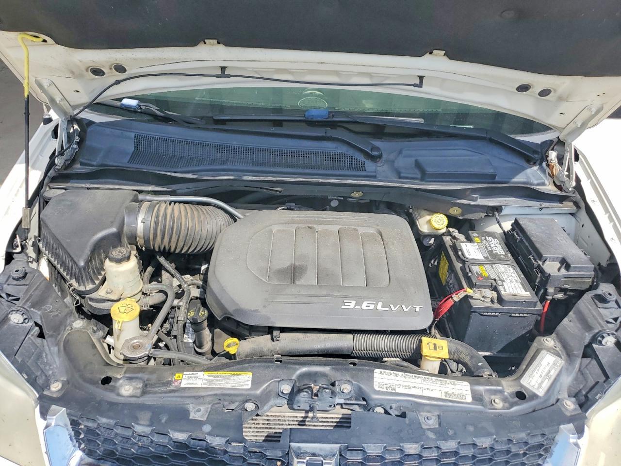 2011 DODGE GRAND CARAVAN — фото 12