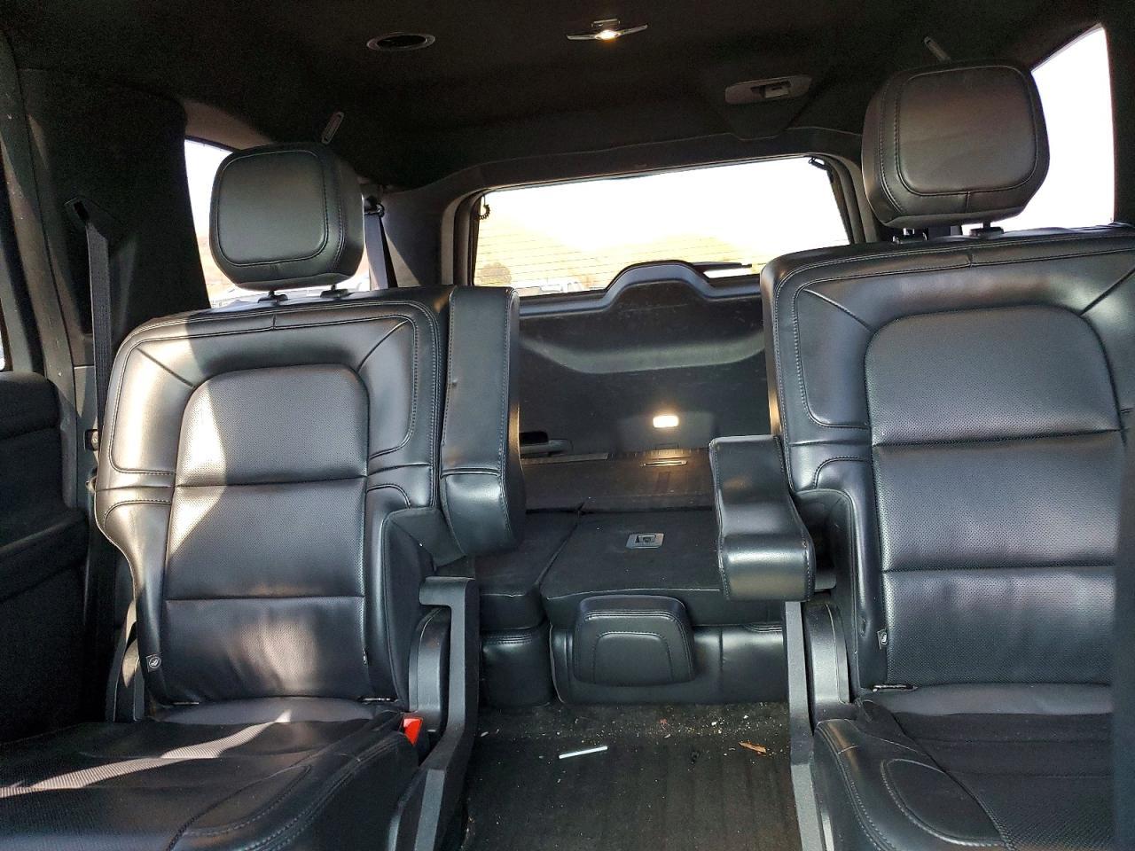 2022 LINCOLN NAVIGATOR — фото 10