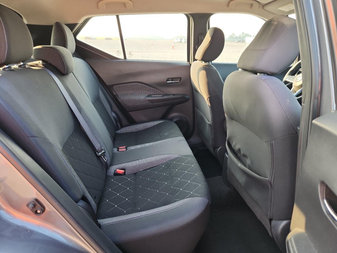 2019 NISSAN KICKS — фото 11